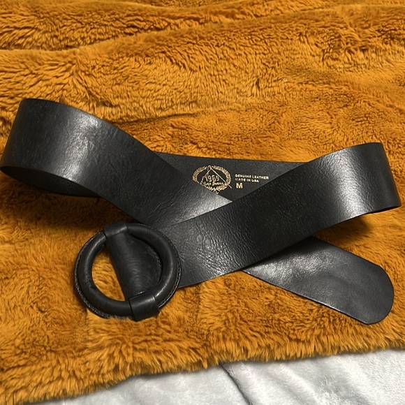 GAP Genuine Leather Belt - Picture 4 of 4